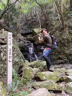 0ca6b42a-baef-4451-bfae-44da5fa2586b_1760351702352_3853